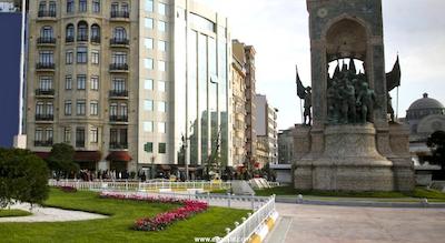 پرمیست هتل تکسیم