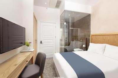 پرمیست هتل تکسیم