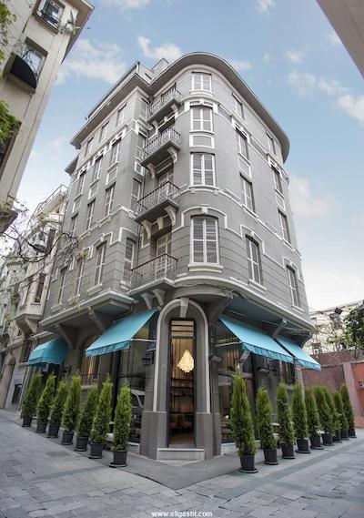 فوگا هتل کنستانتینیدیس