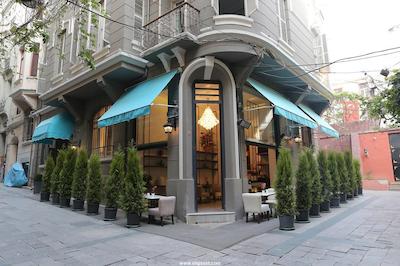 فوگا هتل کنستانتینیدیس