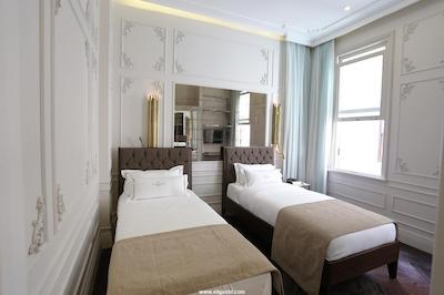 فوگا هتل کنستانتینیدیس