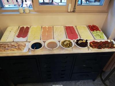 فوگا هتل کنستانتینیدیس