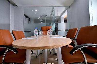 تامو هتل اند سوئیتس