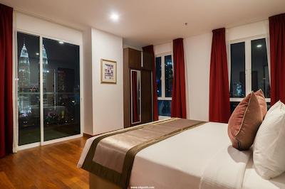 تامو هتل اند سوئیتس