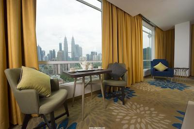 تامو هتل اند سوئیتس