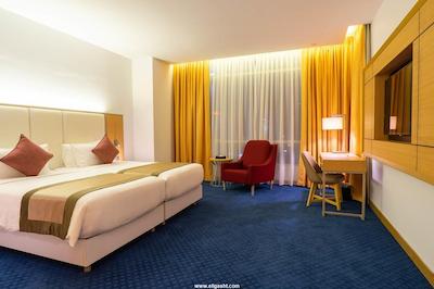 تامو هتل اند سوئیتس