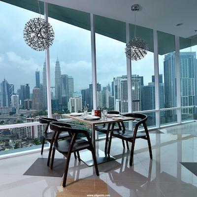 تامو هتل اند سوئیتس