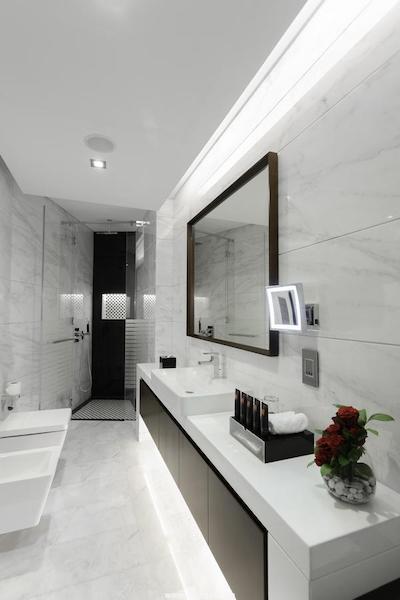 رنسانس بیزینس بی