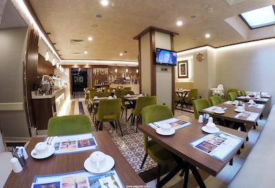 موکارناس تکسیم هتل