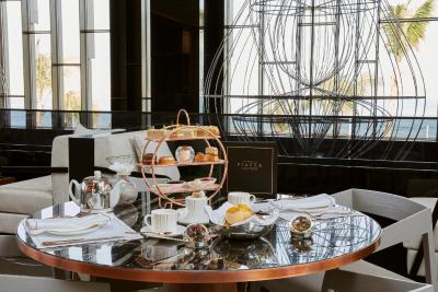 سزار ریزورت بلوواترز دوبی