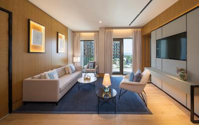 سزار ریزورت بلوواترز دوبی