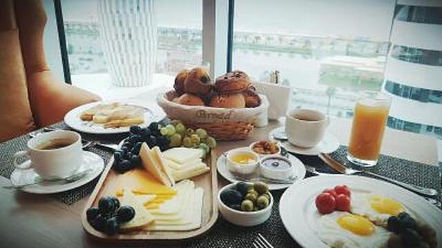 بست وسترن پرمیر باتومی