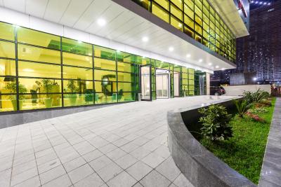 بست وسترن پرمیر باتومی