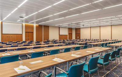 دابل تری بای هیلتون دبی الجدف