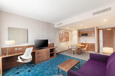 دابل تری بای هیلتون دبی الجدف