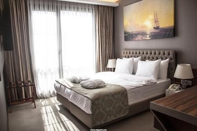 اولد پورت هتل