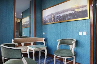 کایا مادرید هتل