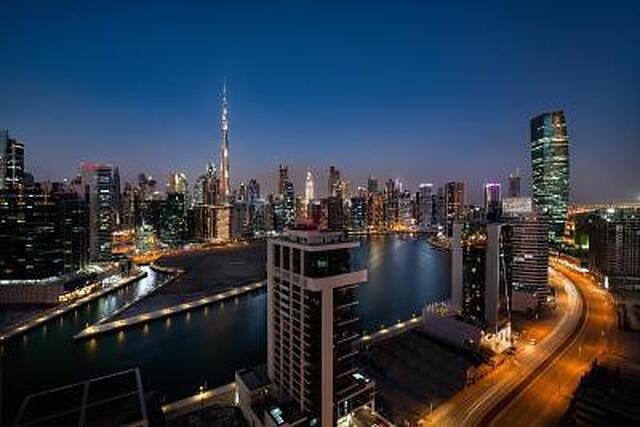 میلنیوم آتریا بیزنس بی