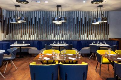 پرمیر این دوبی ل جاداف