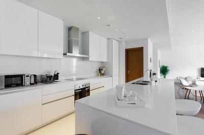 سیتی واک 18 بای فام لیوینگ