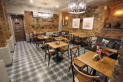 فرمان پرا هتل