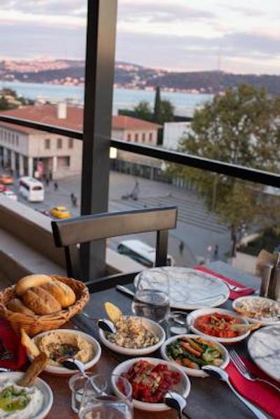 میدان بشیکتاش اوتل