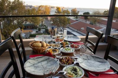 میدان بشیکتاش اوتل