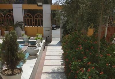 هتل فدک سیرجان