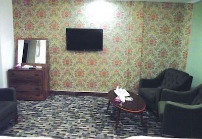 هتل کهکشان سیرجان