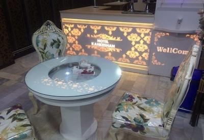 هتل کهکشان سیرجان