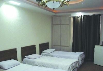 هتل کهکشان سیرجان