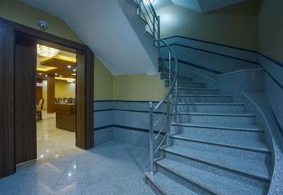 هتل هزار کرمان