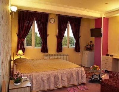 هتل قصر اسکو