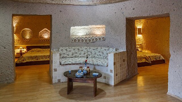 هتل صخره ای لاله کندوان