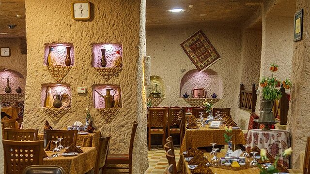 هتل صخره ای لاله کندوان