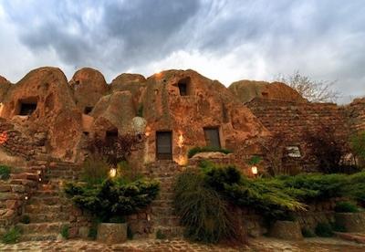 هتل صخره ای لاله کندوان