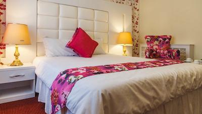 هتل بلوط تهران