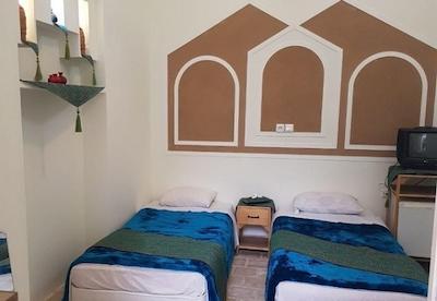 هتل کهن کاشانه یزد