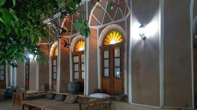 هتل کهن کاشانه یزد