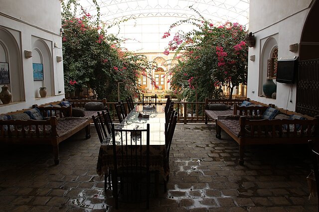 هتل کهن کاشانه یزد