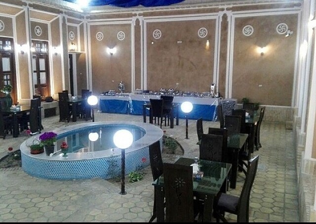 هتل اقامتگاه بومگردی نقره یزد
