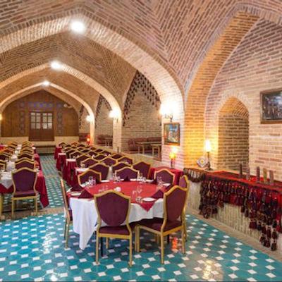 هتل لاله بیستون کرمانشاه