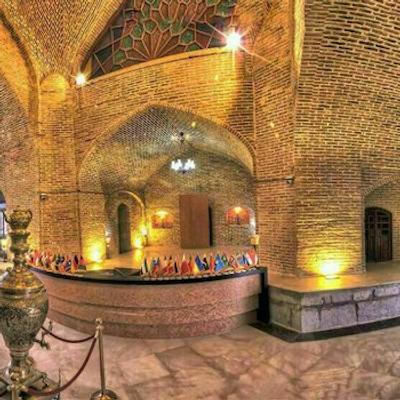 هتل لاله بیستون کرمانشاه