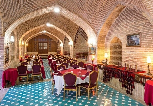 هتل لاله بیستون کرمانشاه