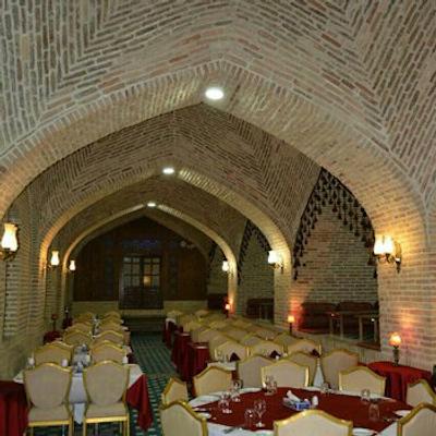 هتل لاله بیستون کرمانشاه