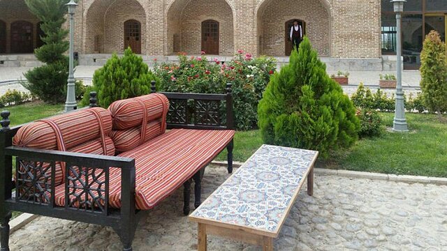 هتل لاله بیستون کرمانشاه