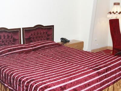 هتل جمشید کرمانشاه