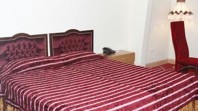 هتل جمشید کرمانشاه