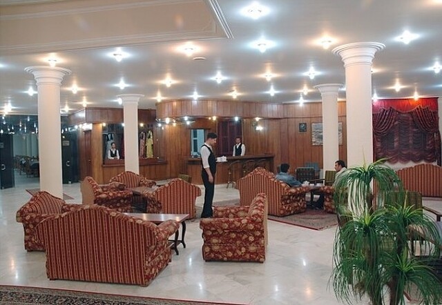 هتل آزادگان