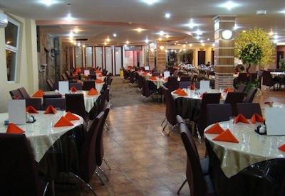 هتل واحد اقامتی گنجنامه